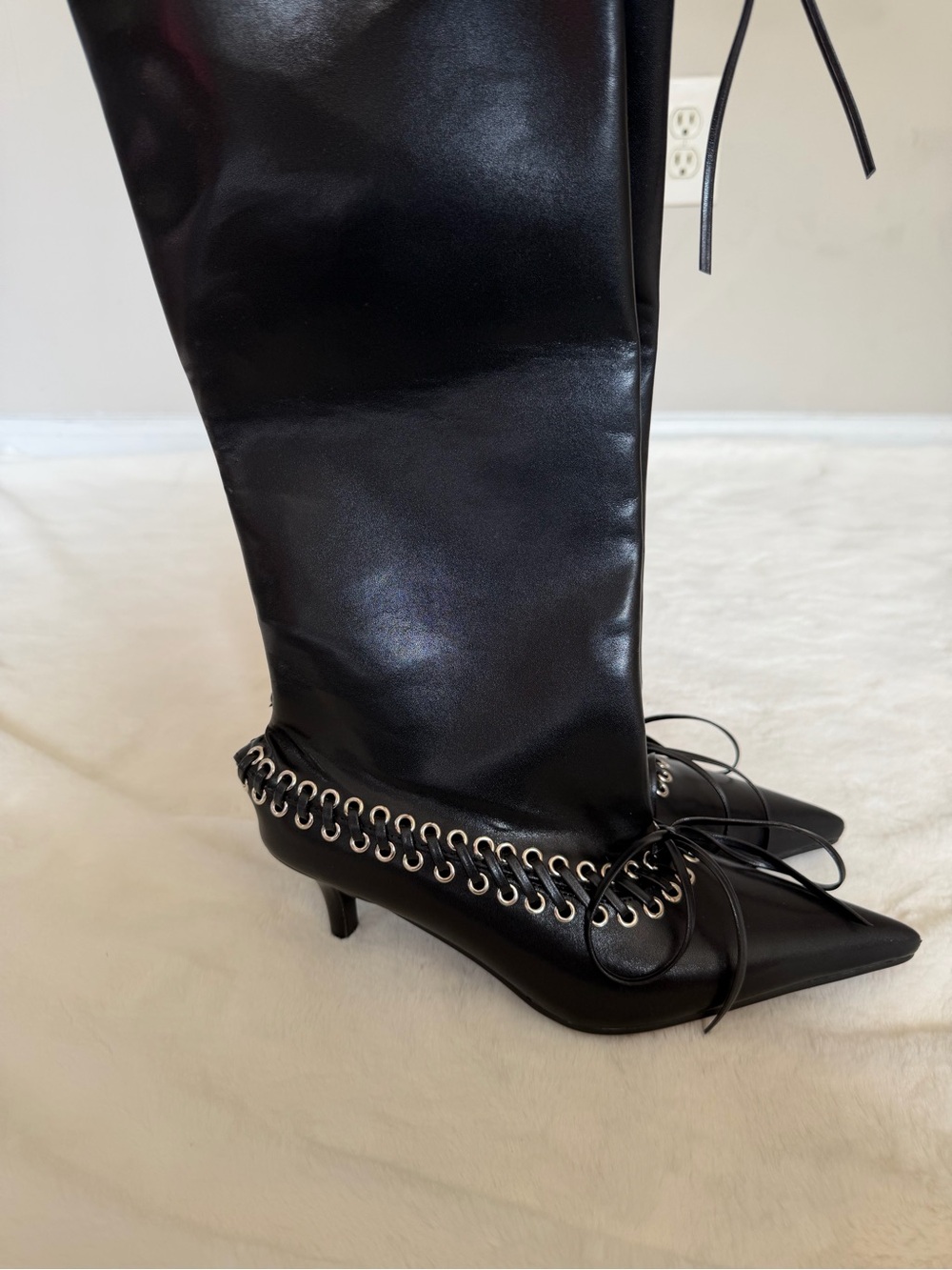 Goolita Metal Eyelets Pointed Toe Knee High Boots Women Kitten Heel Size 7 - Picture 11 of 16